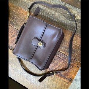 COACH ❤️ Vintage Leather Coach Purse EUC